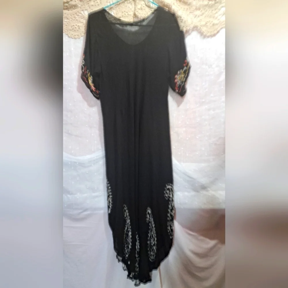 Floral Embroidered Black Dress - Picture 2 of 8